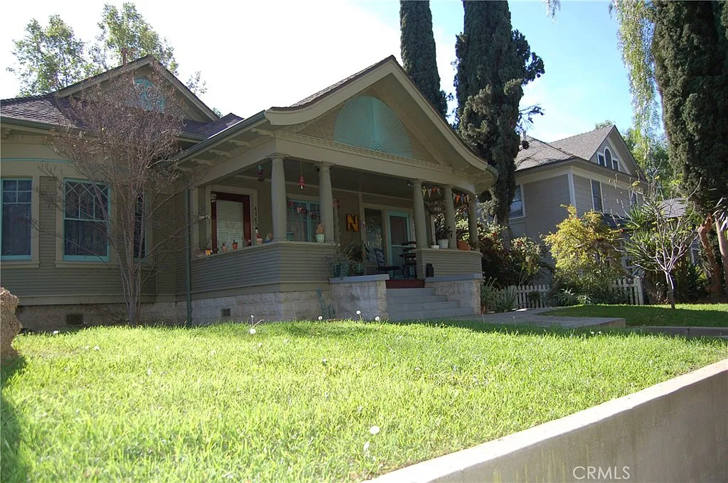 2 bed, 1200 sqft, $2,150 — Photo 3