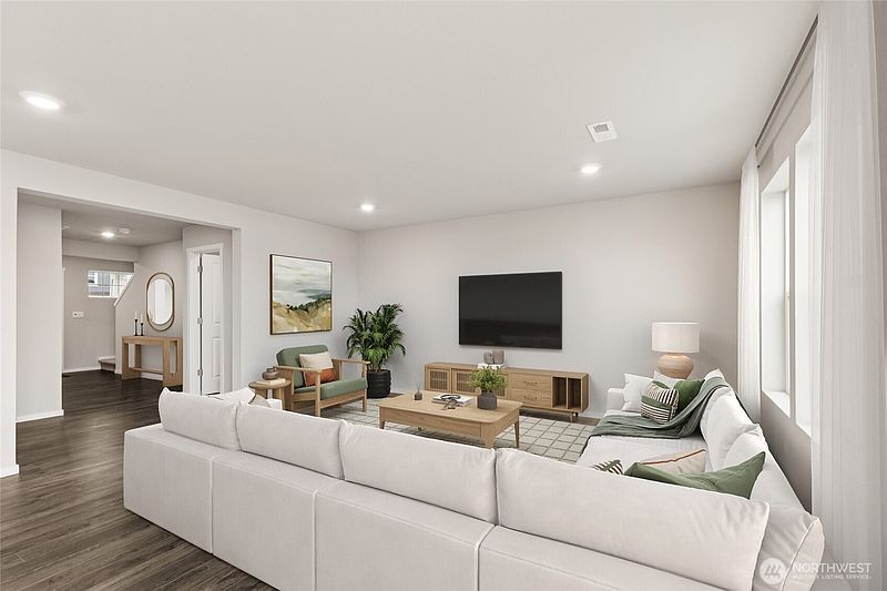 4th image of 28804 77th Drive NW #106