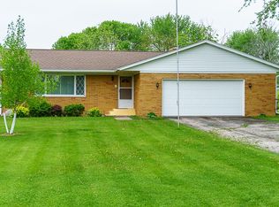 7201 Beverly Rd SW, Fairfax, IA 52228