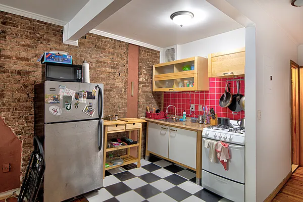 Rented by Corcoran | media 12