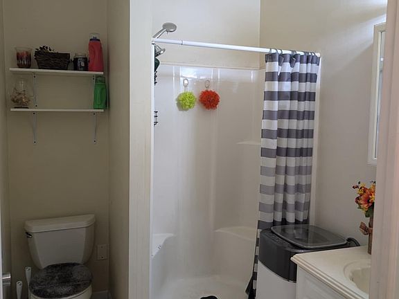 2nd image of 5268 N Main St #3
