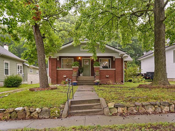 2nd image of 2020 N Douglas Avenue