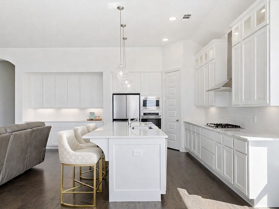 1st image of 4105 Crossroads Ct