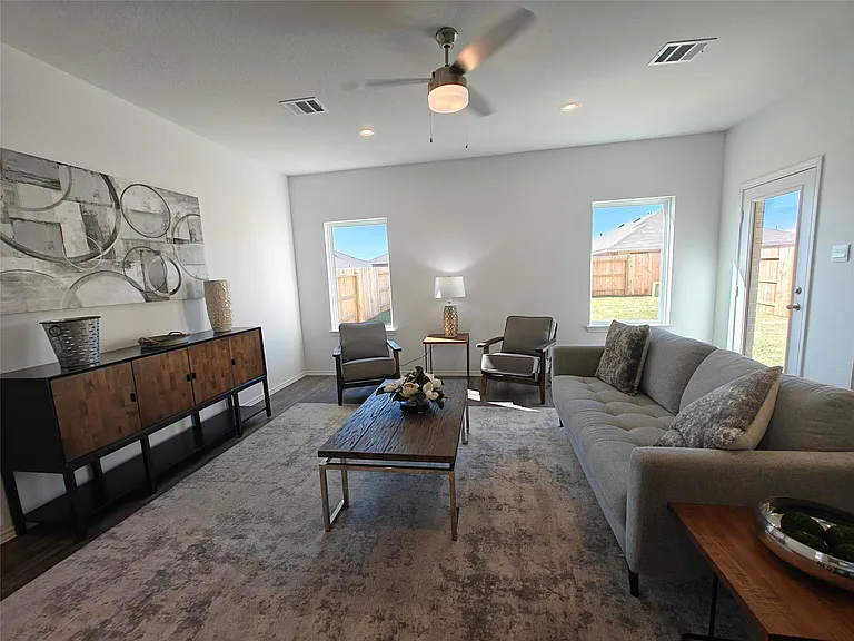 5011 Pismo Ray Dr — Photo 9