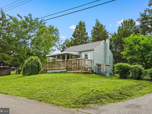 1209 Gloria Ave, Linthicum, MD 21090