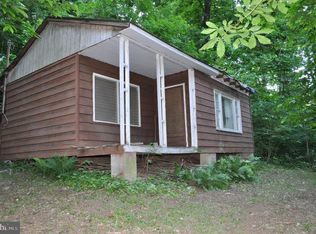 24 Hemlock Ln, Airville, PA 17302