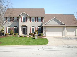 3425 Yorkshire Rd, Green Bay, WI 54311