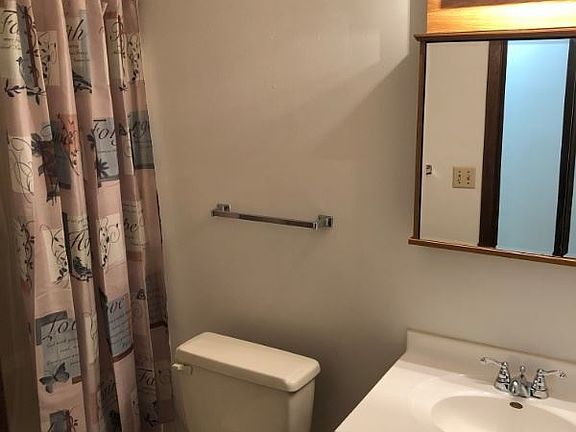 3rd image of 4651 Governors Dr