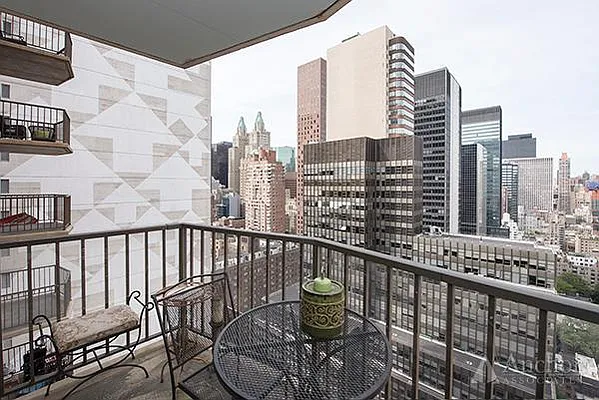 Sold by Anchor Associates | media 6
