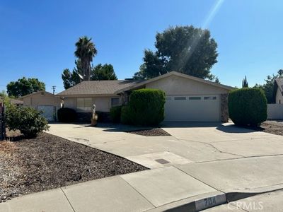 704 Lorraine Ln, Hemet, CA, 92543