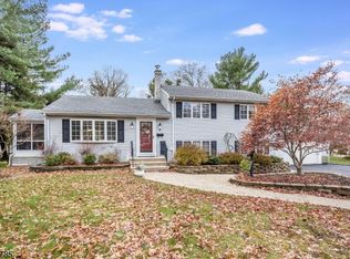 16 Orchard Rd, Florham Park, NJ 07932