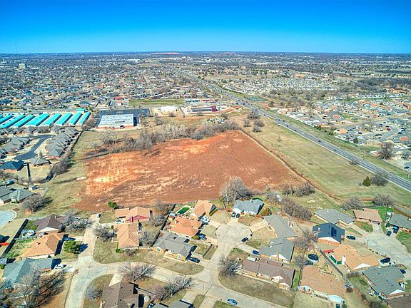 3rd image of 4701 S Sooner Rd