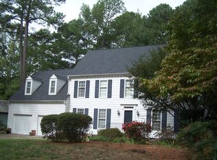 8105 Clear Brook Dr, Raleigh, NC 27615