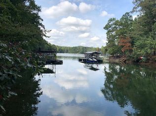 9120 Bay Pointe Dr, Gainesville, GA 30506