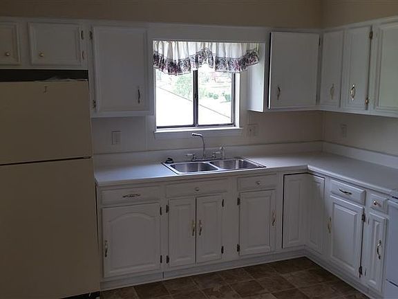 4th image of 3725 Harvest Ln NW