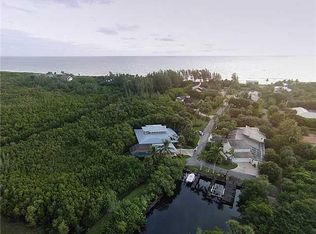 7 Saddler Trl, Hobe Sound, FL 33455