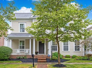 5007 Blackstone Edge Dr, New Albany, OH 43054