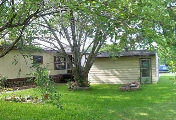 1st image of 214 W Robin Ln