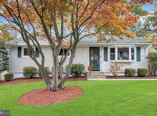 543 Herrick Dr, Dover, NJ 07801
