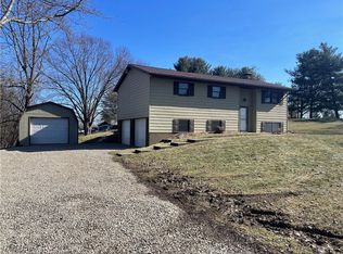 3135 Wayne Ridge Rd, Zanesville, OH 43701