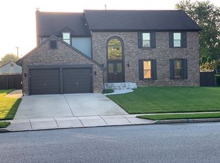 34 White Pine Dr, Sewell, NJ 08080