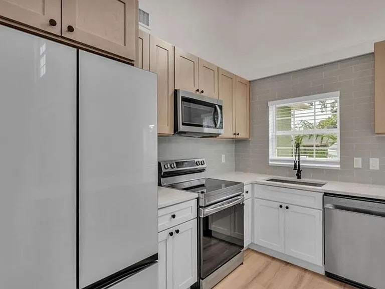 6246 Arthur Ave — Photo 6