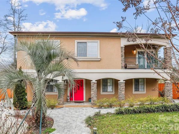 8104 Stem Ct, Charlotte, NC 28227