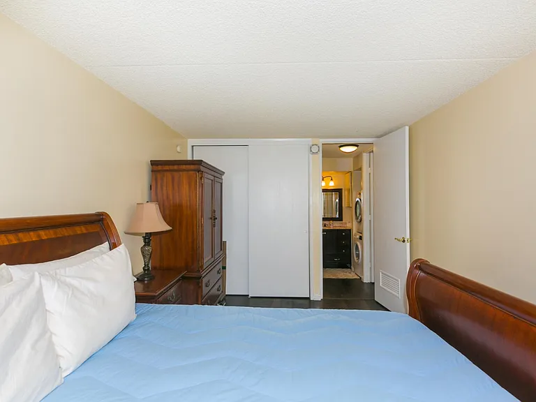 411 Hobron Ln #607 — Photo 7