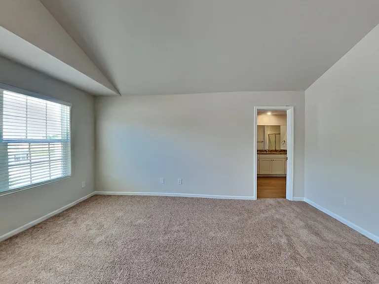 279 Royal Meadow Dr — Photo 14