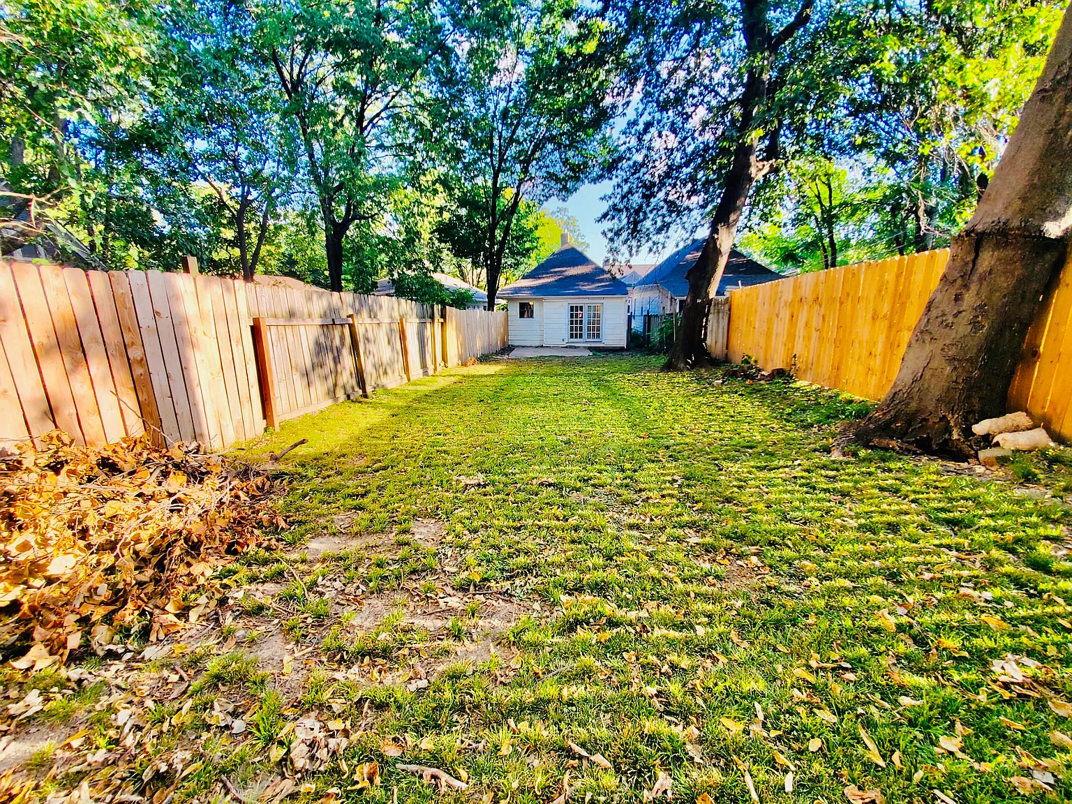1714 W 41st Street — Photo 4