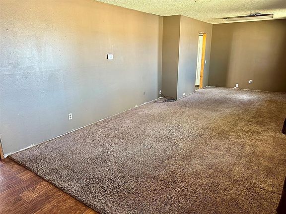 3rd image of 123 N Main St
