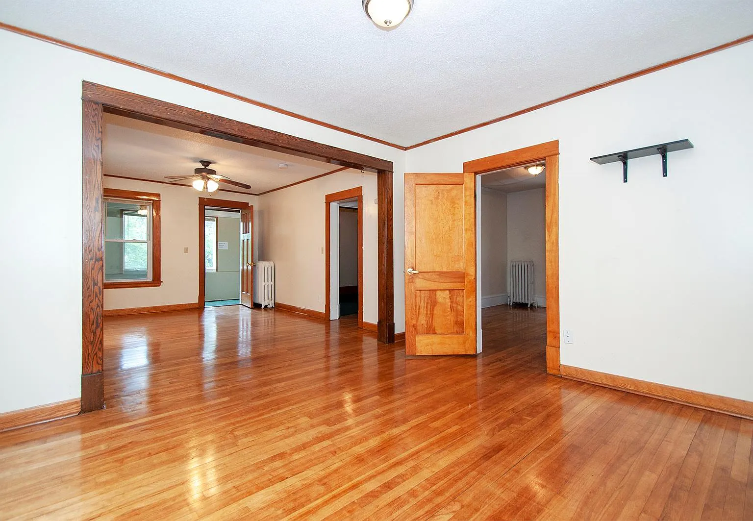 2545 Fillmore St NE — Photo 1