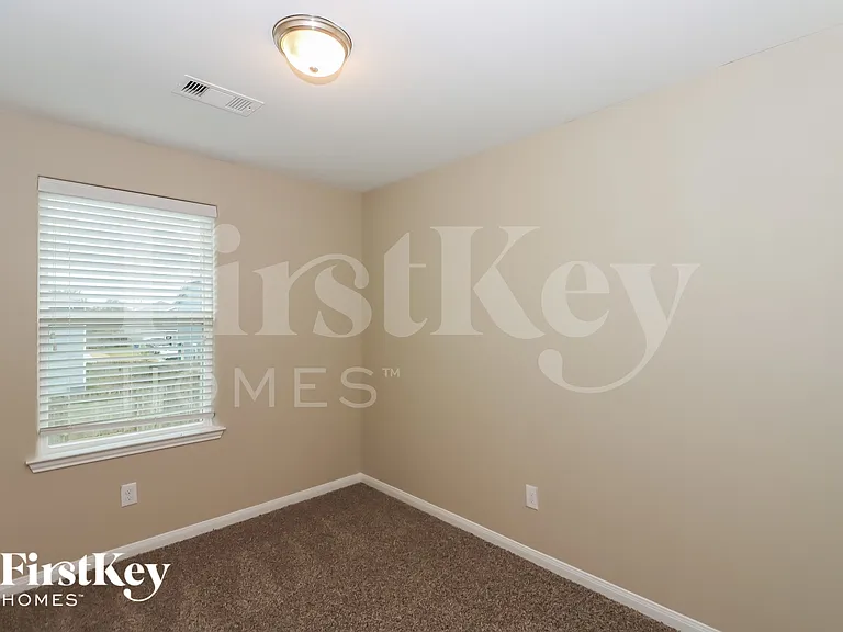 8015 Distant Harbor Rd — Photo 11