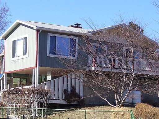 DECK OFF DINING ROOM 