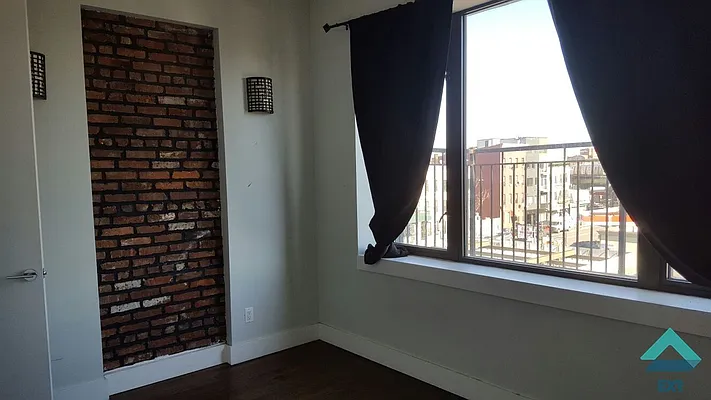 Rented by EXR | media 26