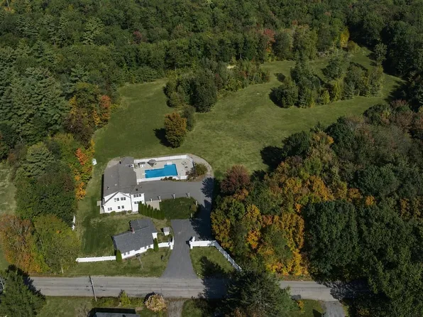 51 Pond Street, Newton, NH 03858