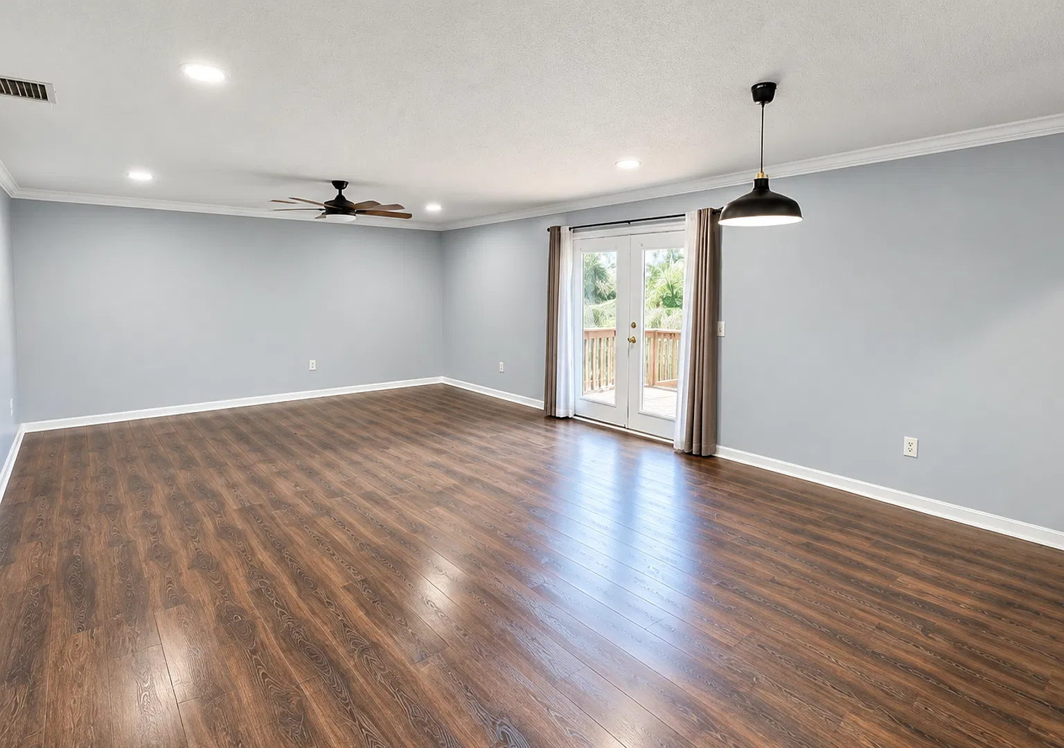 Beautiful 2BR/2BA Condo in Sarasota! — Photo 2