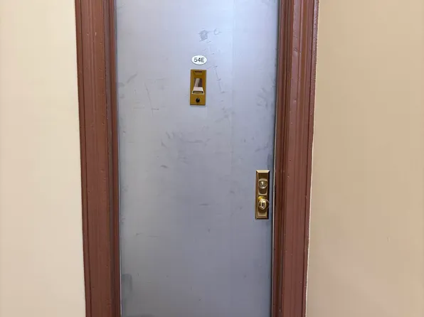 258 West 117th Street image 2 of 13