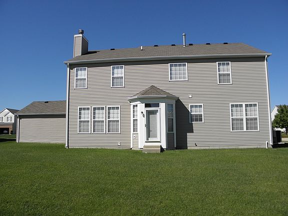 4th image of 1701 Hunter Dr