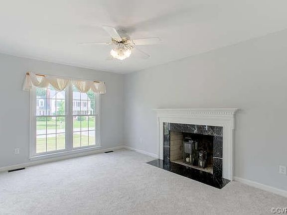 5th image of 9082 Jeans Grove Ln