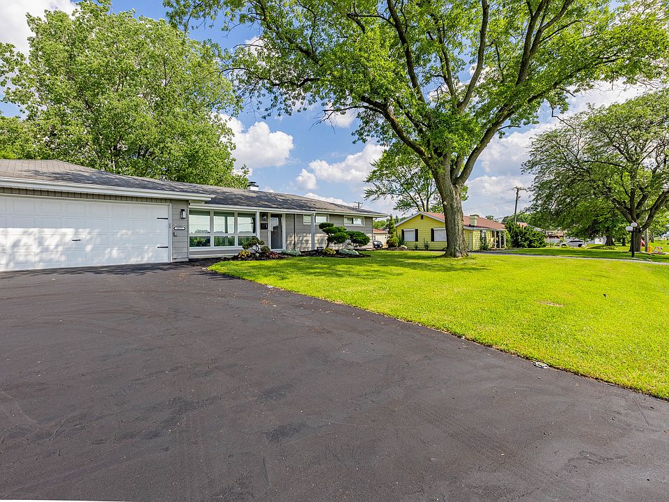 18521 Cicero Ave, Country Club Hills, IL 60478 | Zillow