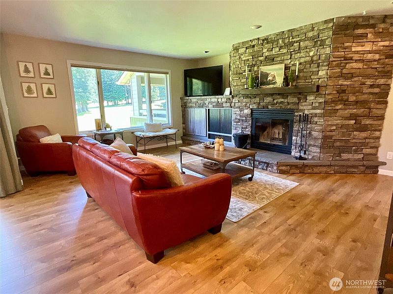 2nd image of 20795 Kahler Drive #E7