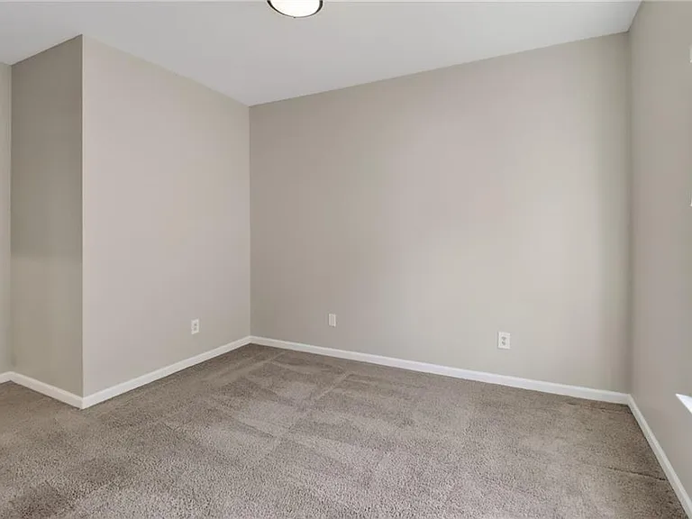 991 Ada Ave NW — Photo 24