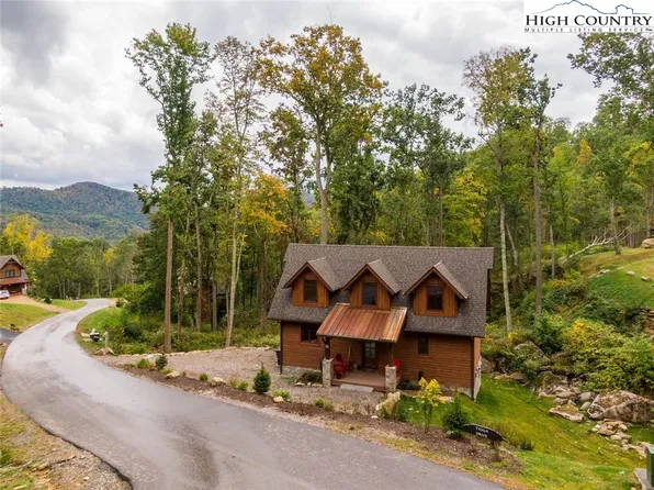 22 Tioga Drive, Banner Elk, NC 28604