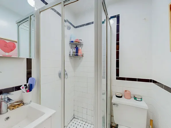 121 East 97th Street image 7 of 9