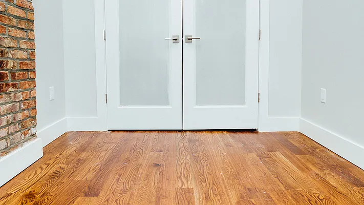 Rented by Nooklyn NYC LLC | media 18