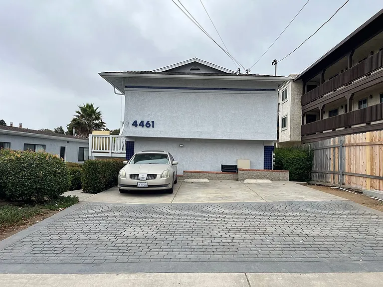 4461 Valeta St — Photo 15