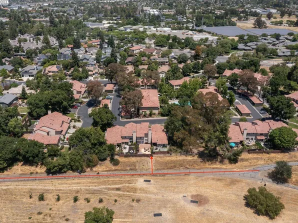 1375 Chateau Cmn, Livermore, CA 94550