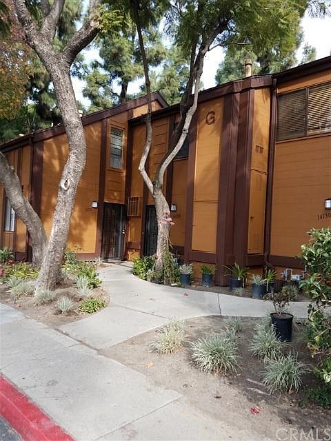 1st image of 14128 Edgewater Dr