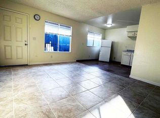 2832 E Grant Ave, Fresno, CA 93701